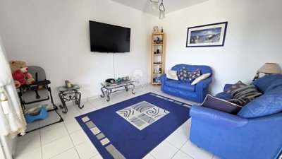 Semi Detached Villa For Sale  in  Chlorakas
