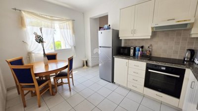 Semi Detached Villa For Sale  in  Chlorakas