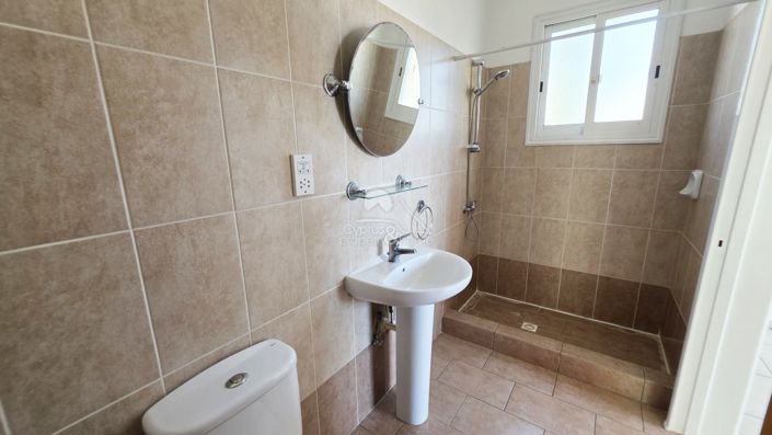 Image No.25-3 Bed Villa for sale