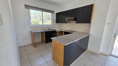 Detached Villa For Sale  in  Peyia - Sea Caves