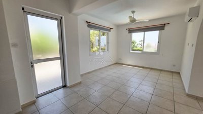 Detached Villa For Sale  in  Peyia - Sea Caves