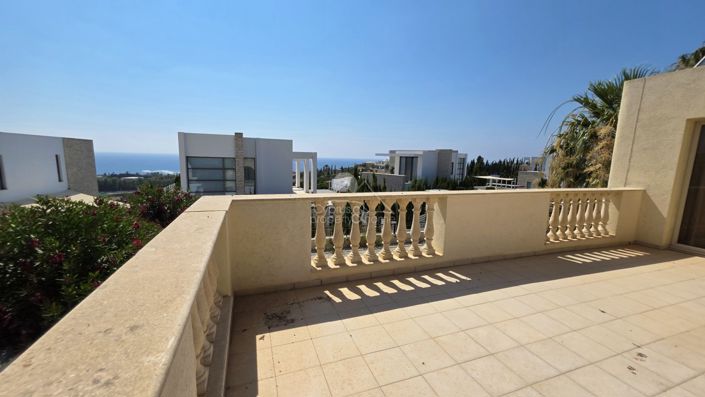 Image No.20-3 Bed Villa for sale