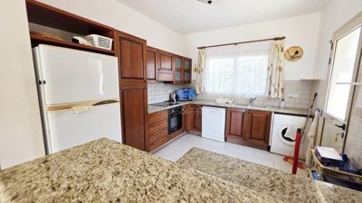 Detached Villa For Sale  in  Peyia - St. George