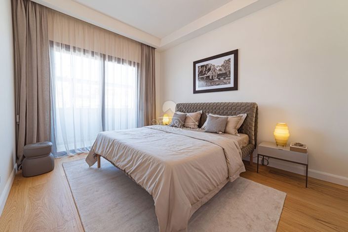 Image No.10-3 Bed Apartment for sale