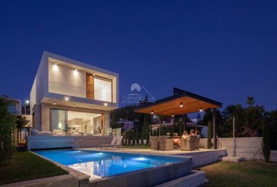 Detached Villa For Sale  in  Chlorakas