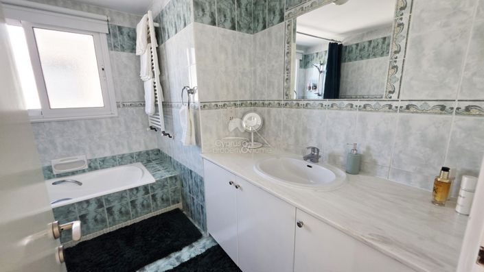 Image No.31-3 Bed Villa for sale