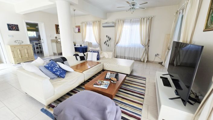 Image No.6-3 Bed Villa for sale