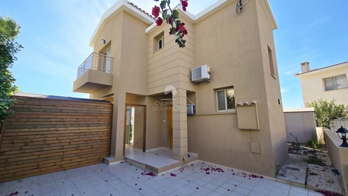 Image No.3-3 Bed Villa for sale