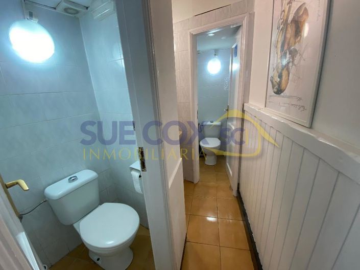 Image No.4-Bar for sale