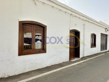 1 - Lanzarote, House