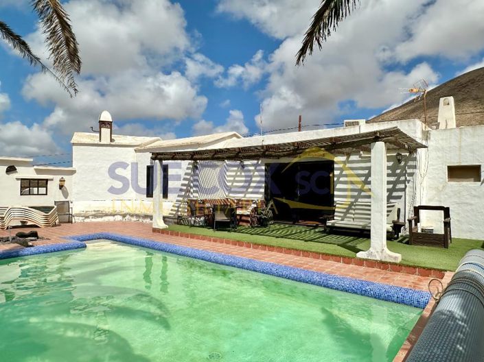 Image No.2-Villa de 3 chambres à vendre à Tahiche