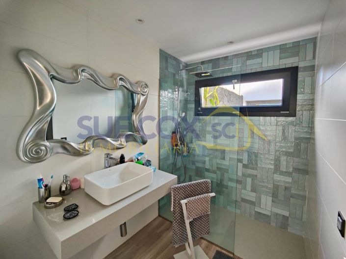 Image No.17-3 Bed Villa for sale