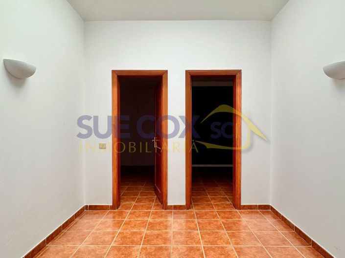 Image No.13-4 Bed Bungalow for sale