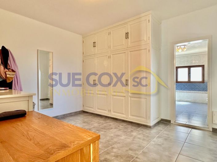 Image No.25-5 Bed Villa for sale