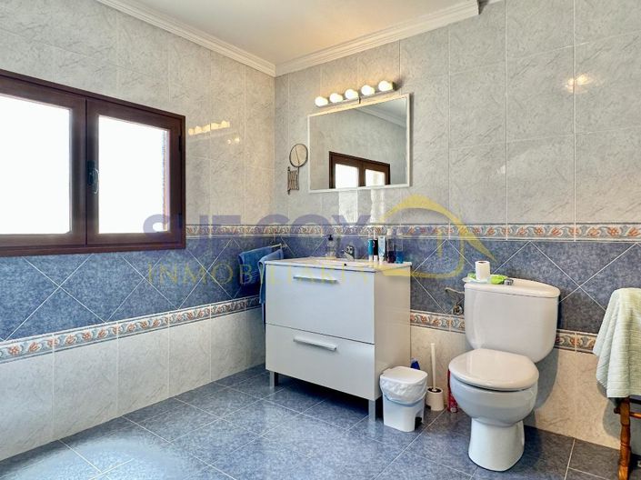 Image No.30-5 Bed Villa for sale