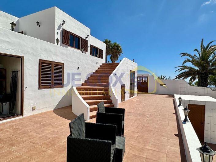 Image No.6-5 Bed Villa for sale