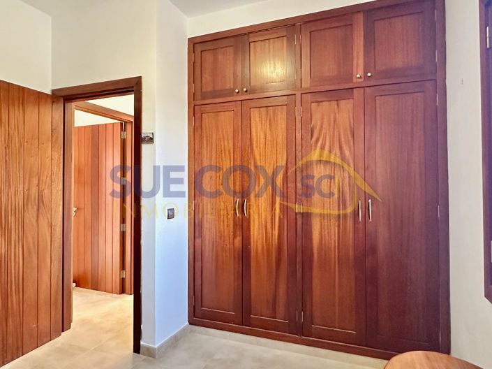 Image No.54-5 Bed Villa for sale