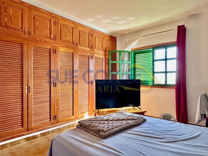 Image No.37-4 Bed House for sale