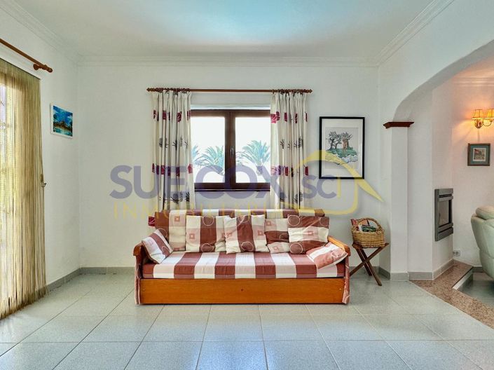 Image No.17-3 Bed Villa for sale