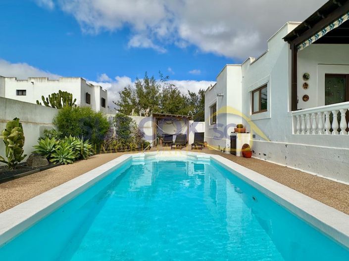 Image No.37-3 Bed Villa for sale