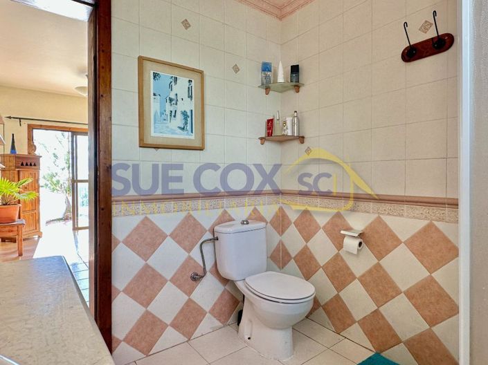 Image No.17-4 Bed Villa for sale