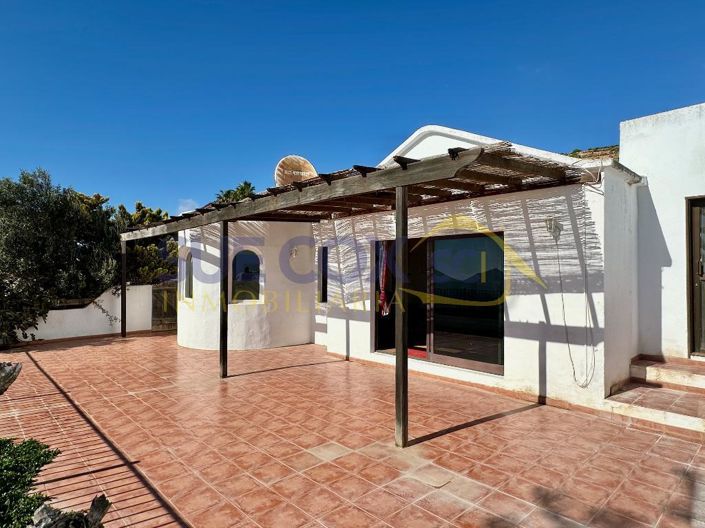 Image No.39-4 Bed Villa for sale