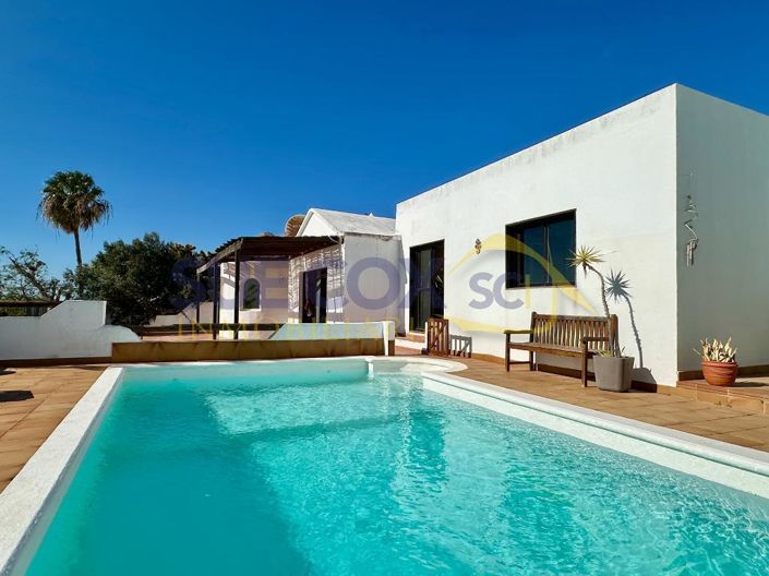 Image No.43-4 Bed Villa for sale