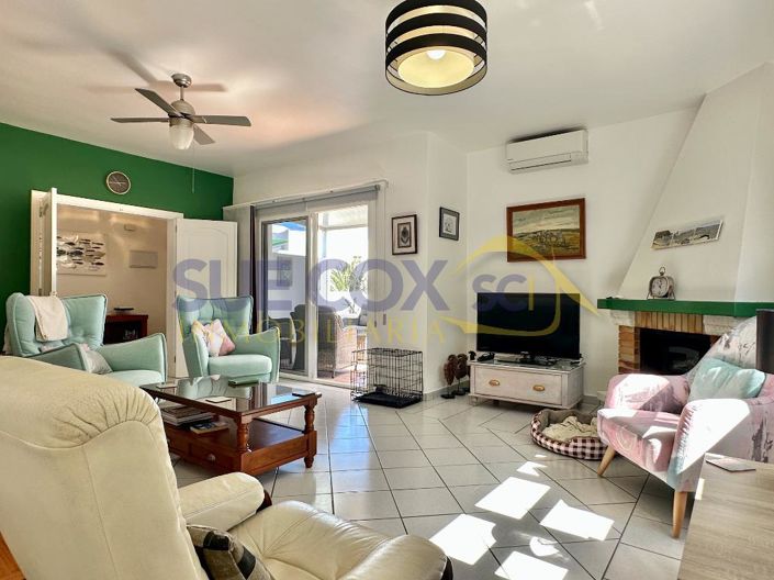 Image No.10-3 Bed House for sale