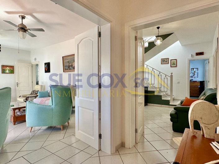 Image No.18-3 Bed House for sale