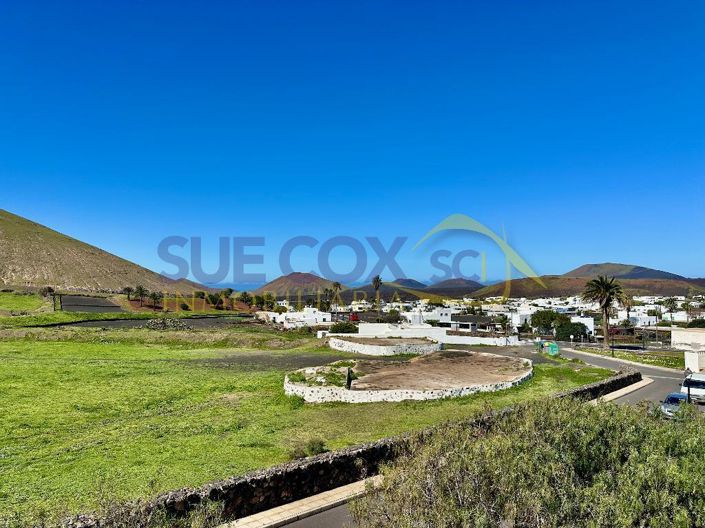 Image No.47-3 Bed House for sale