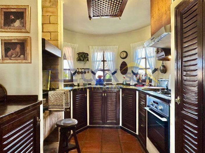 Image No.16-7 Bed Villa for sale