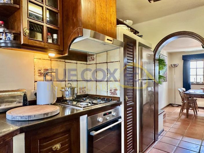 Image No.17-7 Bed Villa for sale