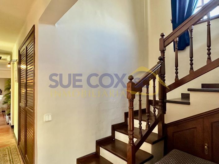 Image No.24-7 Bed Villa for sale