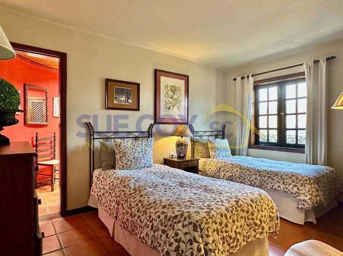 Image No.40-7 Bed Villa for sale