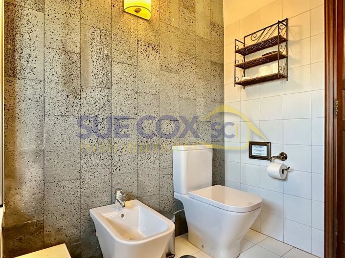 Image No.48-7 Bed Villa for sale