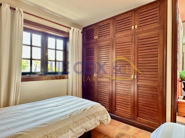 Image No.51-7 Bed Villa for sale