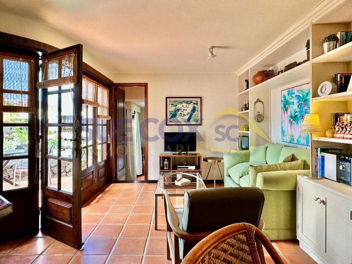 Image No.56-7 Bed Villa for sale
