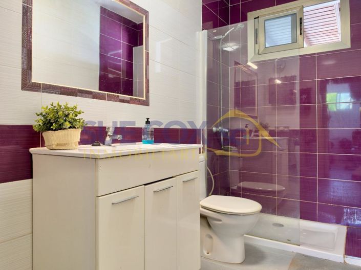 Image No.17-3 Bed House for sale