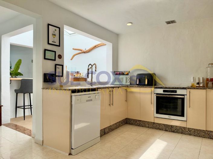 Image No.2-2 Bed Villa for sale
