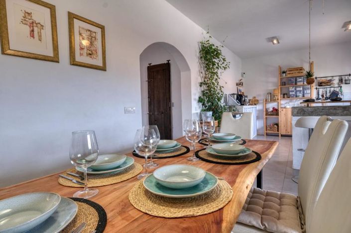 Image No.25-3 Bed House for sale