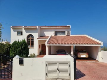 Villa de 4 chambres à vendre à Tala