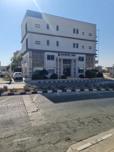 Image No.3-3 Bed Apartment for sale