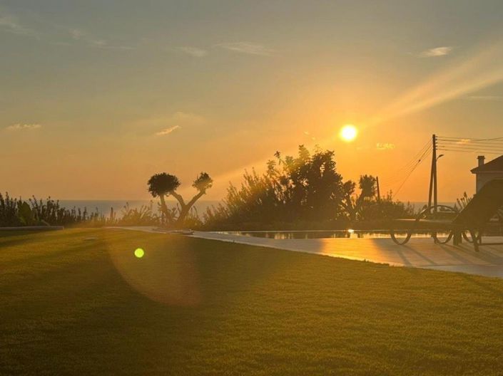 Image No.4-4 Bed Villa for sale