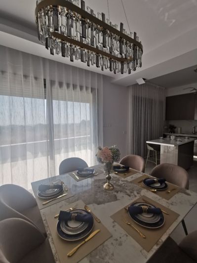 Image No.9-2 Bed House for sale