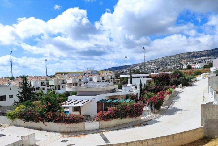 Image No.2-3 Bed Villa for sale