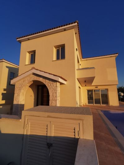 Image No.3-3 Bed Villa for sale