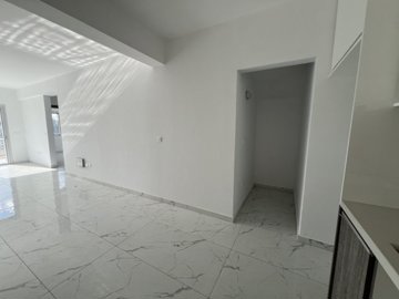 Ground Floor Apartment  For Sale  in  Mesa Chorio