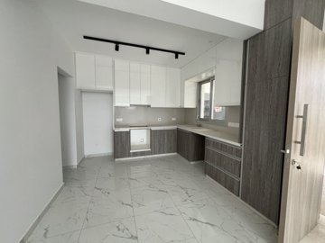 Ground Floor Apartment  For Sale  in  Mesa Chorio