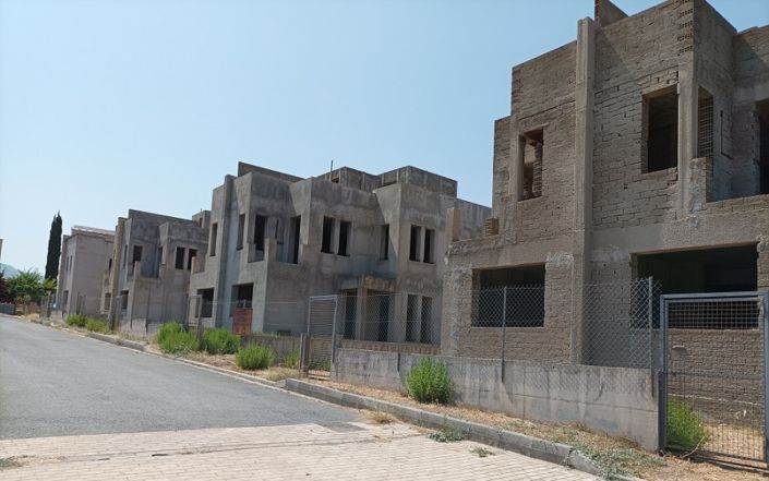 Image No.2-5 Bed Commercial for sale