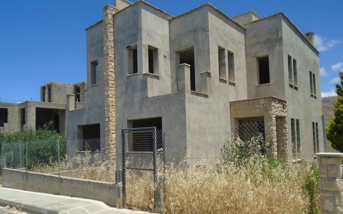 Image No.5-5 Bed Commercial for sale